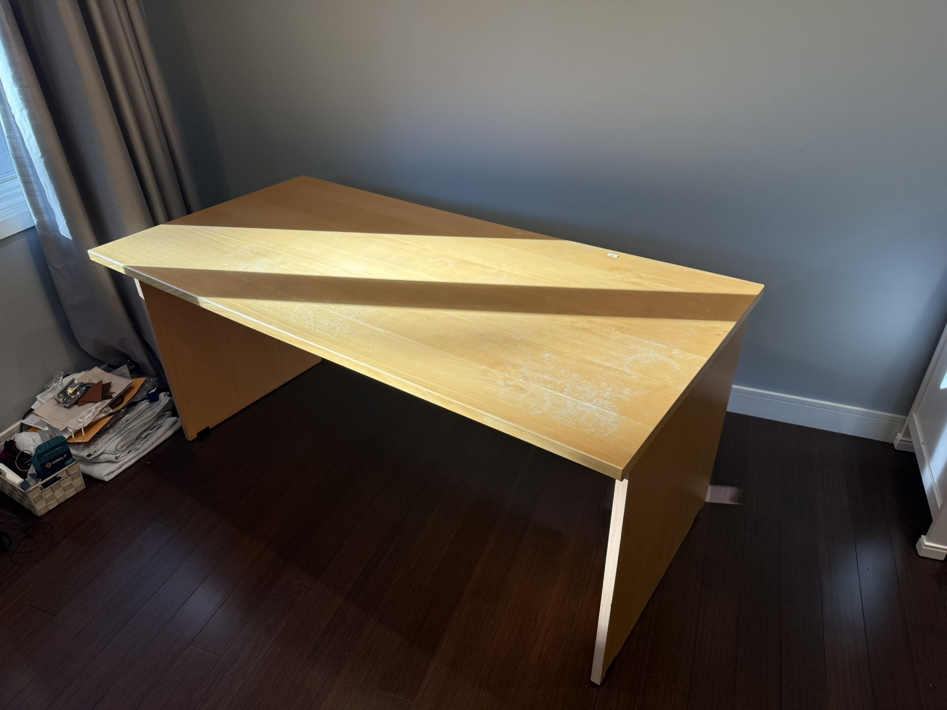 Sturdy Computer Desk