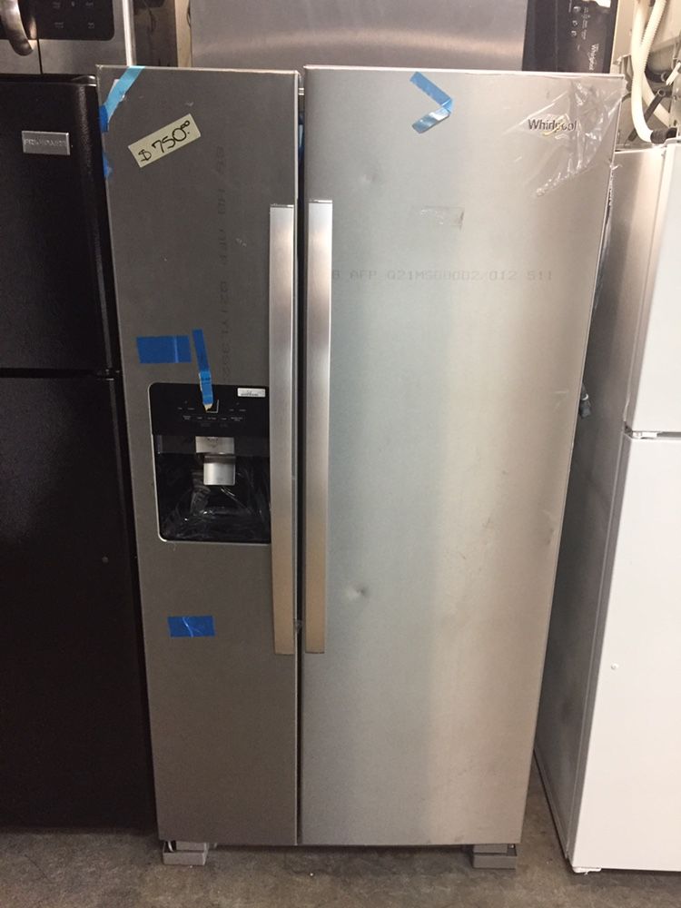 Refrigerator Side By Side 33”