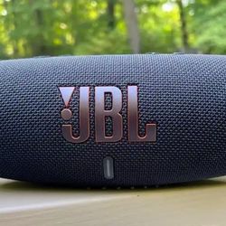 JBL CHARGE5 Portable Waterproof Speaker w/ Powerbank