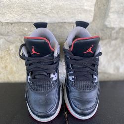Air Jordan 4 Bred Reimagine ( pick up only) Size 2.5y $13