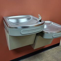ELKAY COMMERCIAL WATER FOUNTAINS 