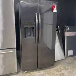Frigidaire gallery side-by-side refrigerator   1