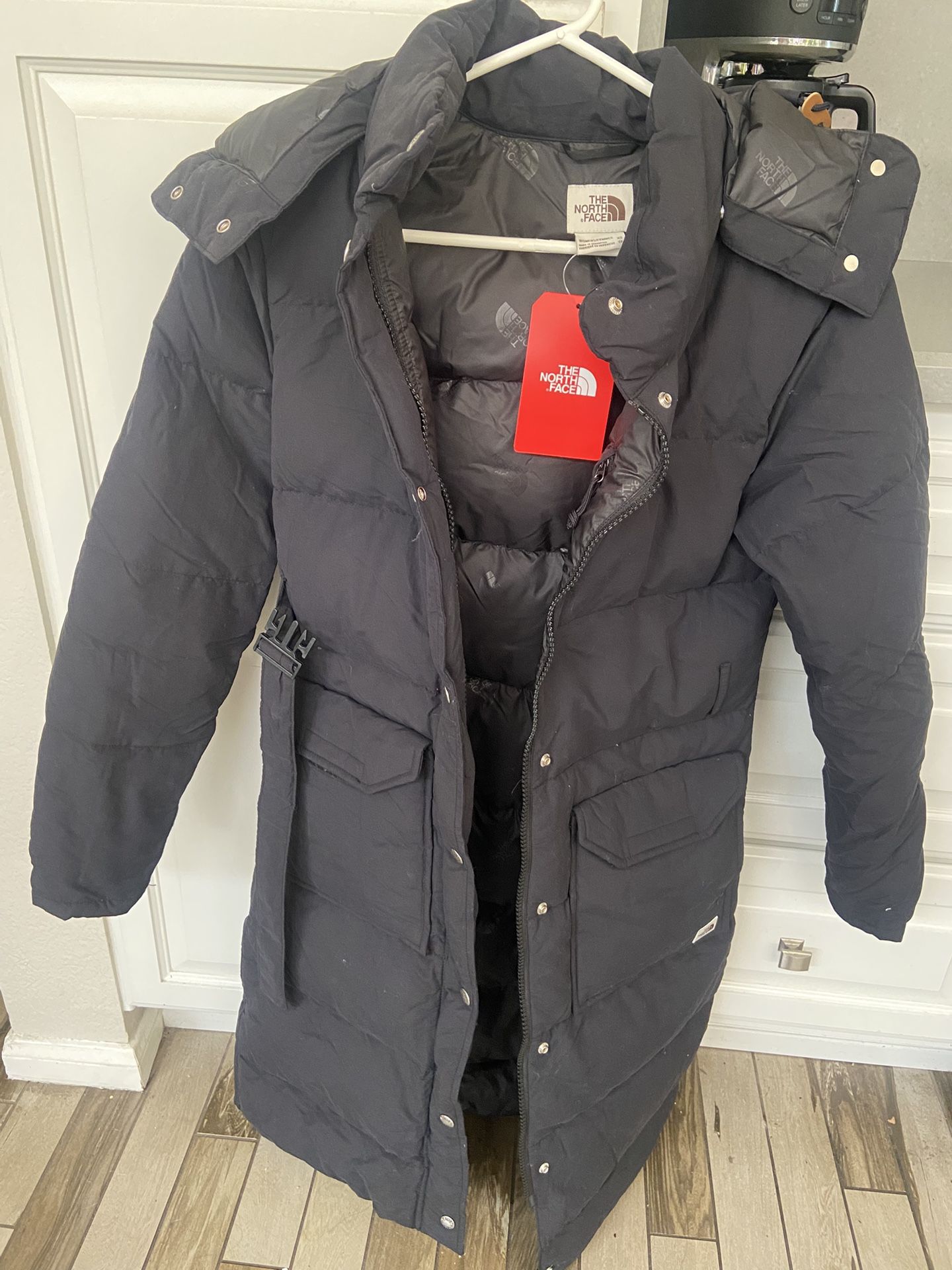 New The North Face Jacket Size Xs But Fir Small Too Without Problem.