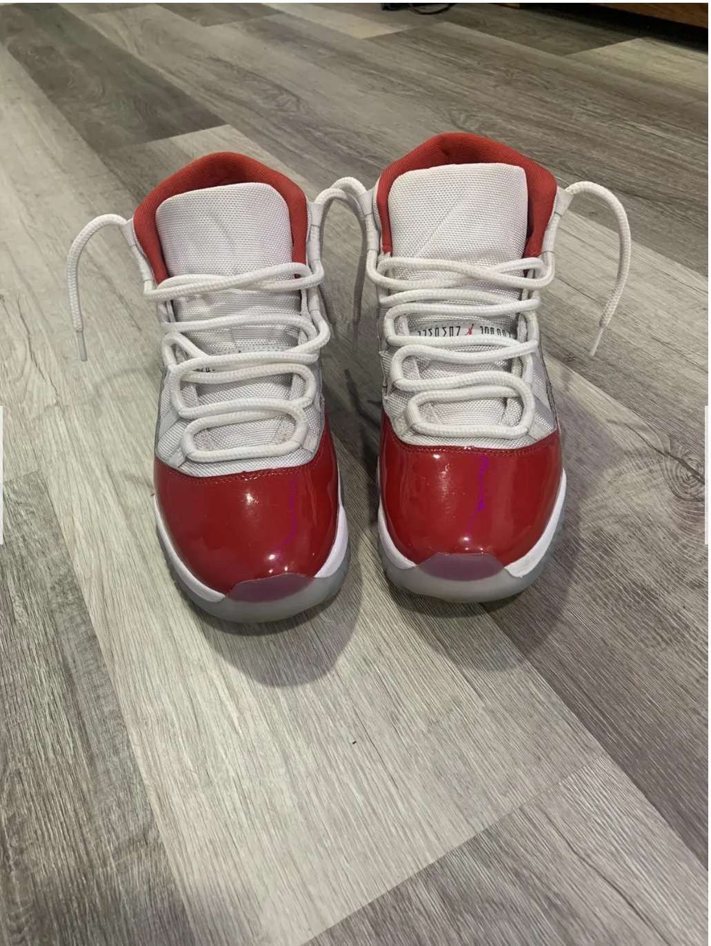 Jordan 11 Cherry Red Size 9,5 