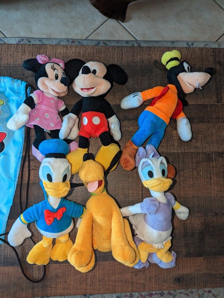 Disney Mickey and Friends Plush Bundle