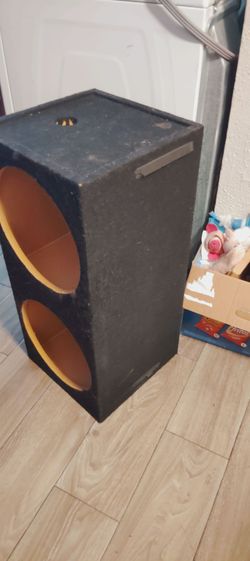 12 speaker box