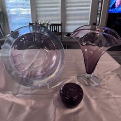 Vintage Blenko Handmade Light Amethyst Purple Fan Art Glass Set (Set Of 3)