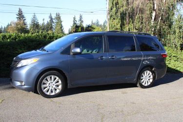 2015 Toyota Sienna