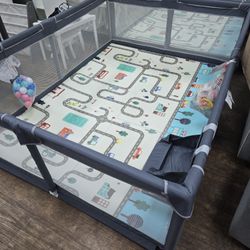 NEW IN BOX 79"X59" Xl Baby Playpen, MAT, BALLS, BAG & BASKET  Toddler Activity Center 