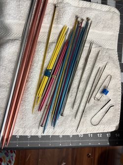 Crochet needles
