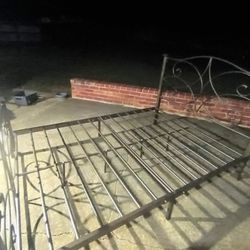 Metal Full Sized Headboard/Footboard Bed Frame For Sale 
