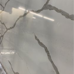 Calacatta Quartz 
