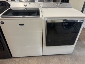 Maytag Bravos XL Washer and Dryer Set