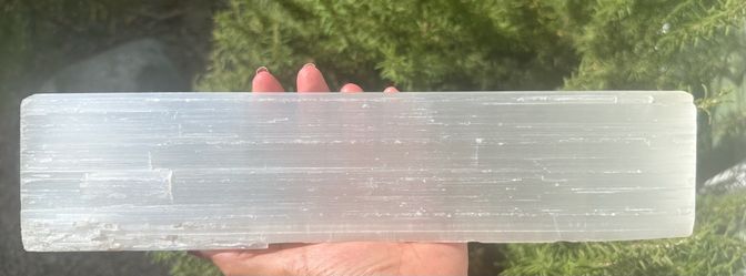 SELENITE BAR