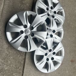 Hyundai Hubcaps 15” 