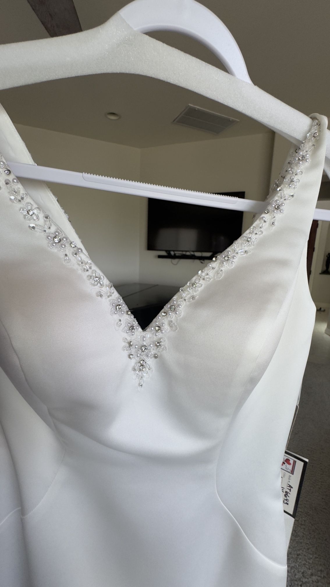 Wedding Dress Mermaid Off White Size 8 NWT