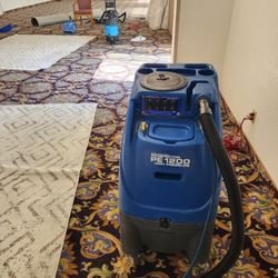 Carpet Cleaner.