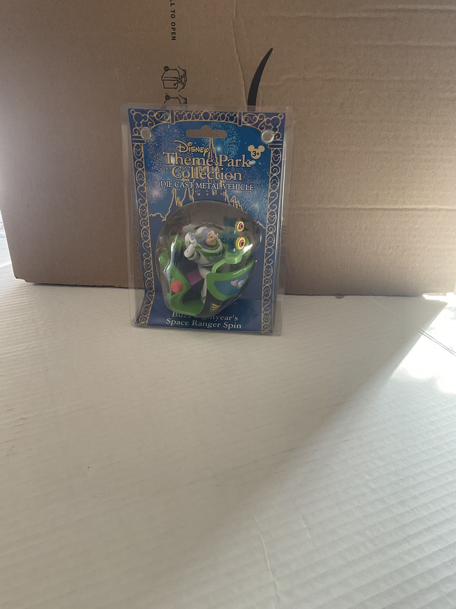 Disney Buzz Lightyear Die Cast Metal Vehicle 