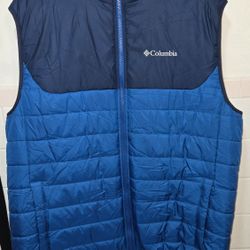 Columbia Puffer Vest  WithFleece