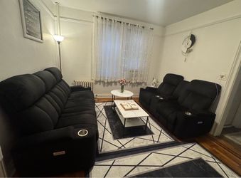 Modern Reclining Sofa Set (3-Seater & 2-Seater) — Excellent Condition