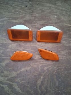 Jeep Wrangler Tj Turn Signals & Side Markers Fit 97-06 "It's Available" Please Read Info Below