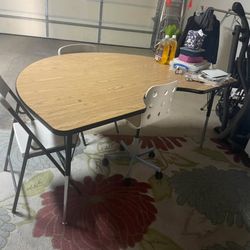 Large Kidney table For Sale