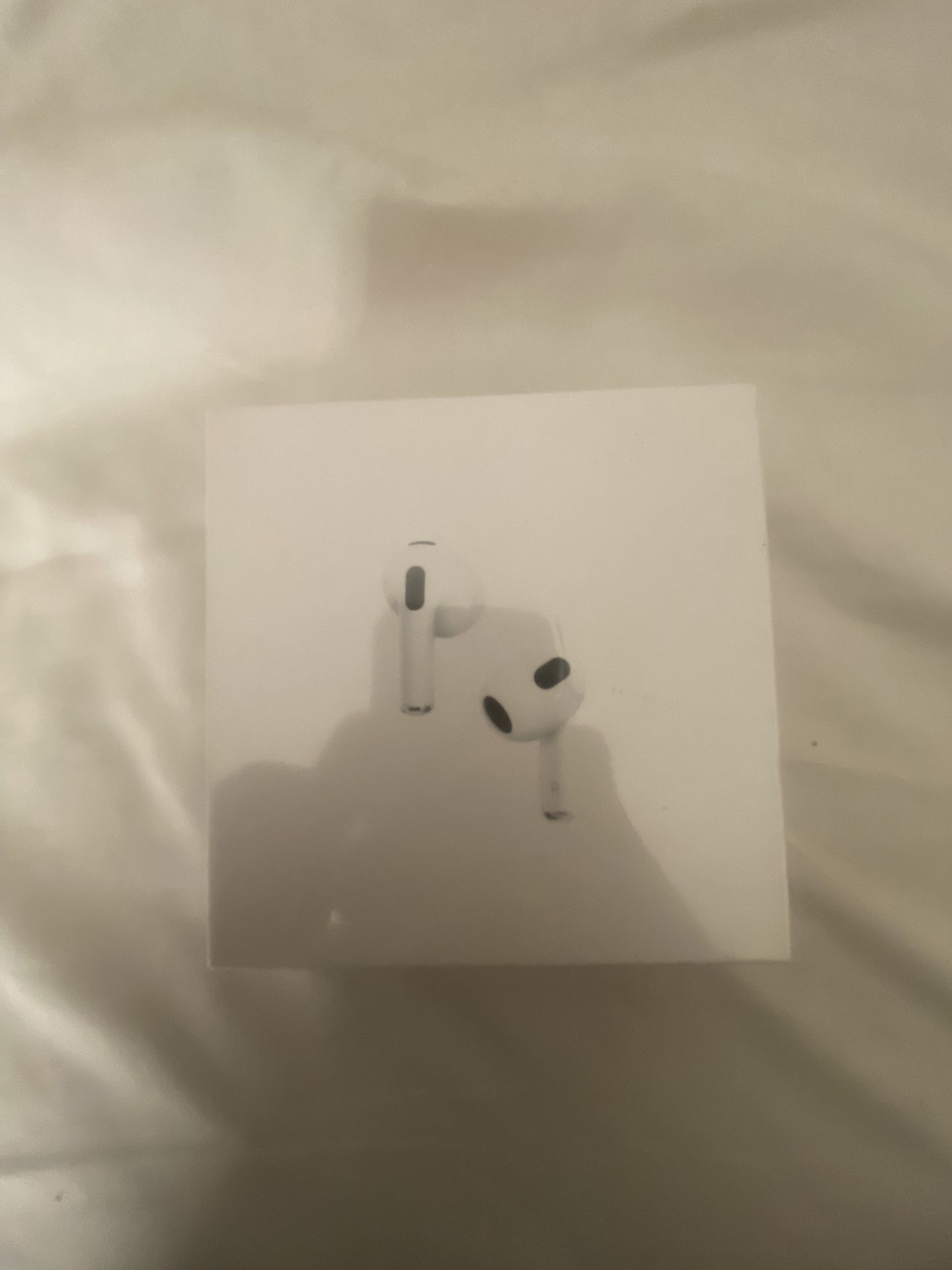 AirPods Gen 3