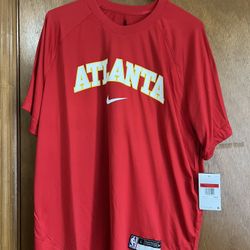 Limited Edition NBA Nike Atlanta Hawks Team Issue Warm Up Shirt | Size L