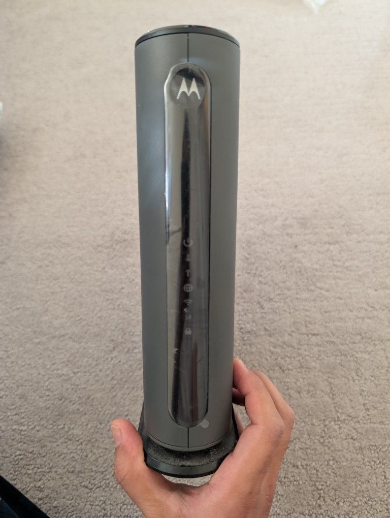 Motorola MG7540 Cable Modem Plus Router, Approved by Comcast Xfinity, Cox and Spectrum