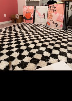 Huge checkered rug and 3 picture frames bundle