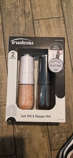 Trudeau Salt Mill & Pepper Mill Set