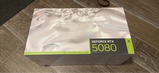 MSI GeForce RTX 5080 Suprim Liquid GPU