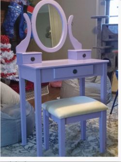 Makeup Vanity Table