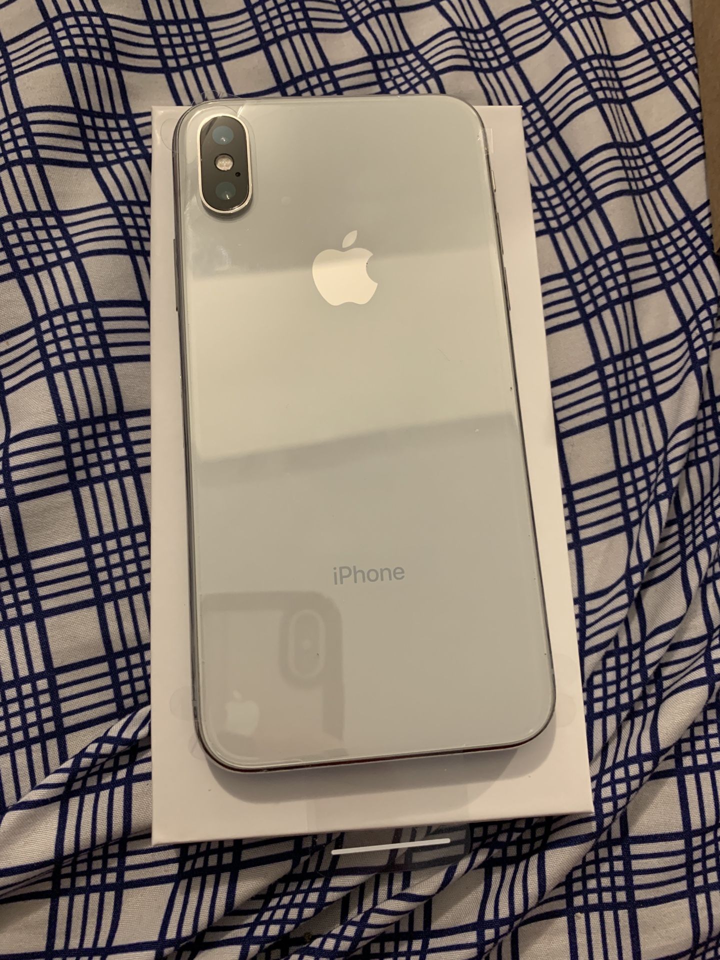 iPhone X 64GB silver