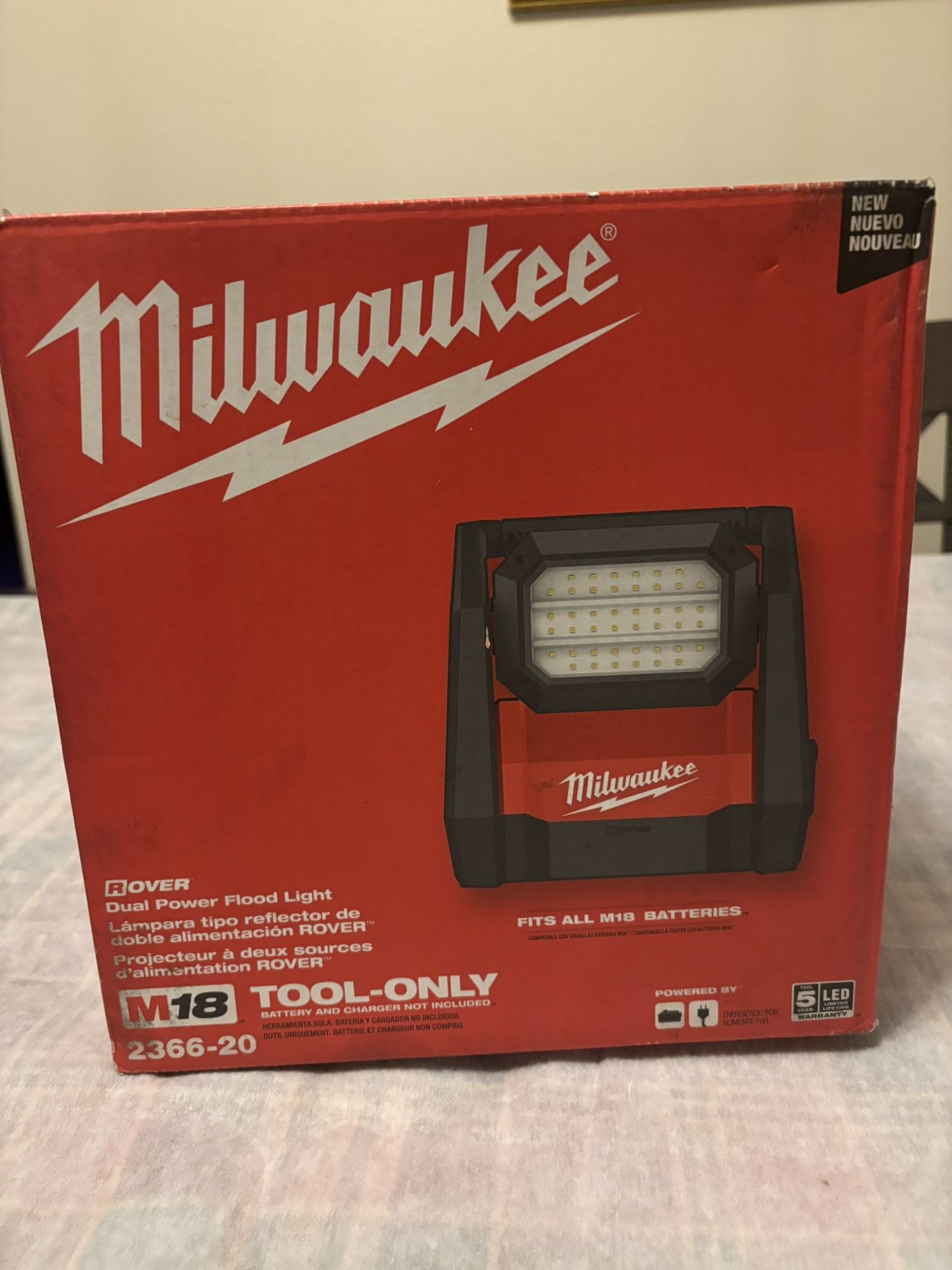 M18 GEN-2 18-Volt Lithium-Ion Cordless 4000 Lumens ROVER LED AC/DC Flood Light (Tool-Only)