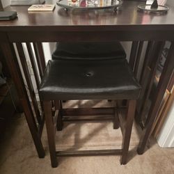 3 Pieice Set - Dark Brown, 2 stools.