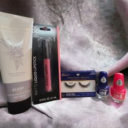 Beauty lot 
Bath and Body Works cedarwood vanilla sleep bodycream , beauty essentials be confident matte liquid lipstick, kiss exlo3 extensions collec