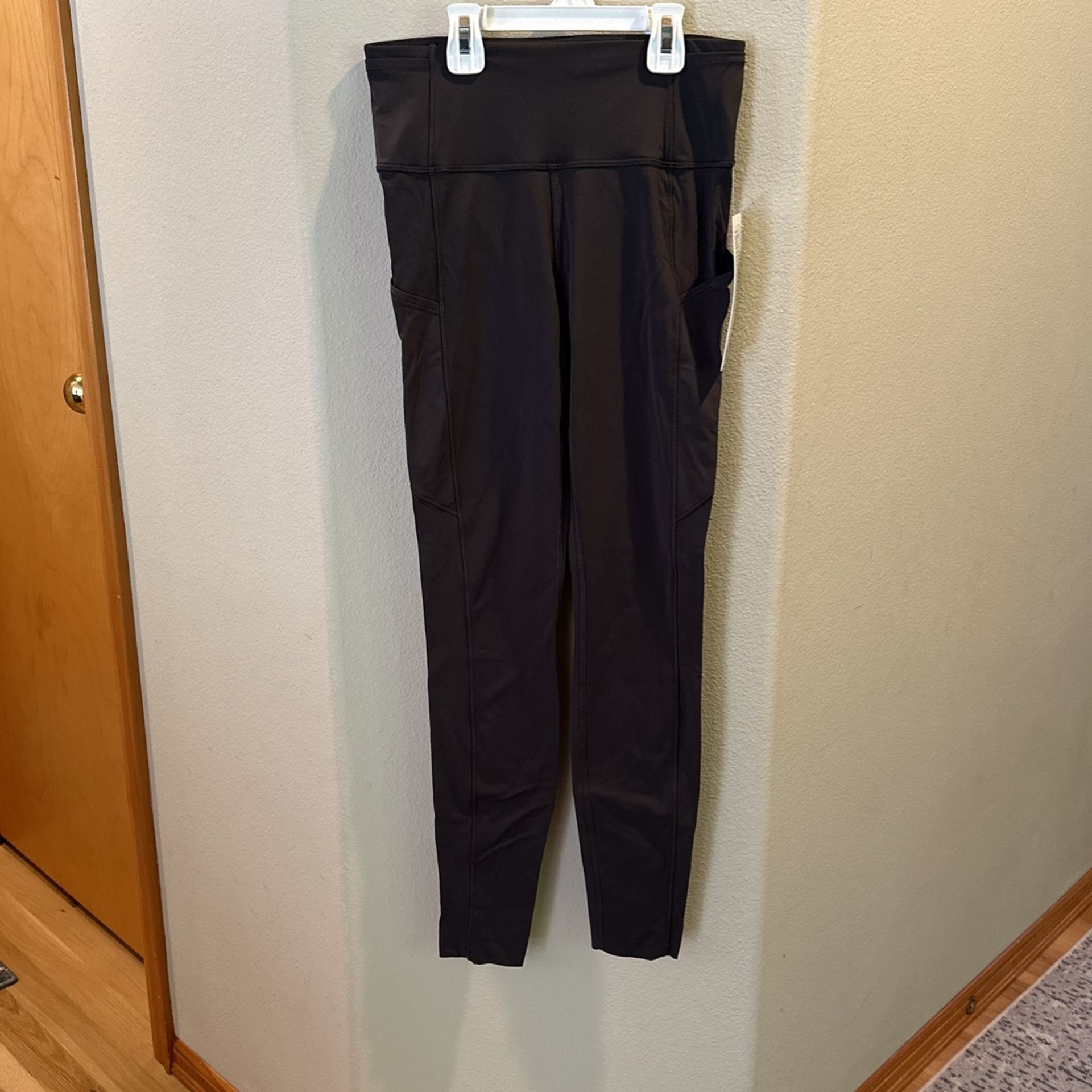 Lululemon Fast And Free HR Tight 28” Br Size 6