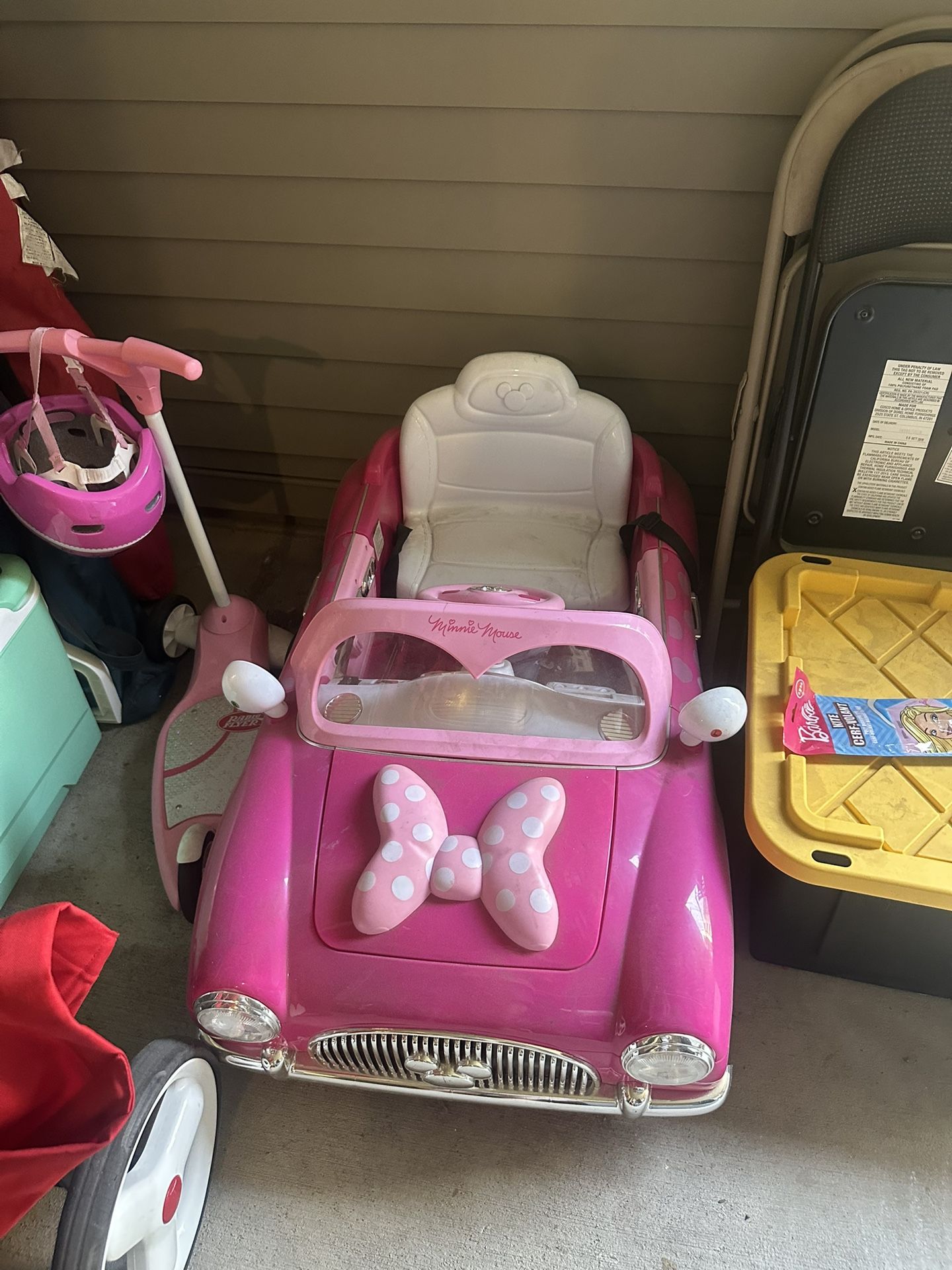 Mini Mouse Children’s Drivable car