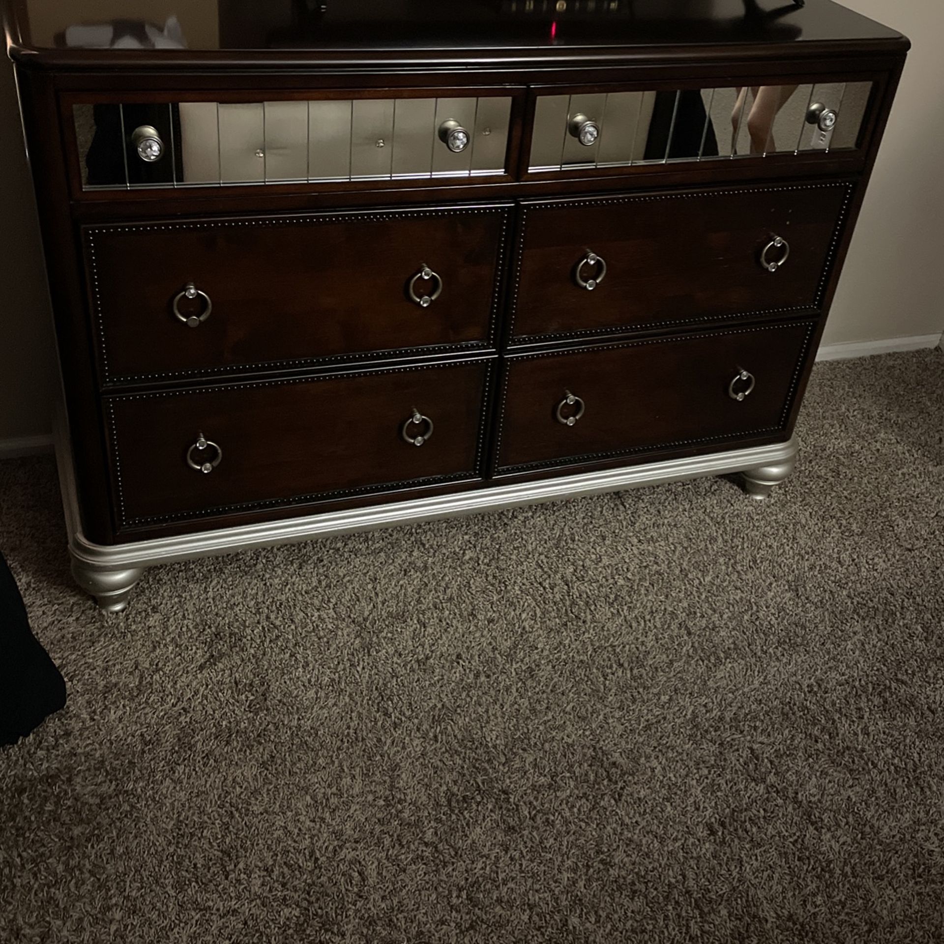 Queen Full Bedroom Set