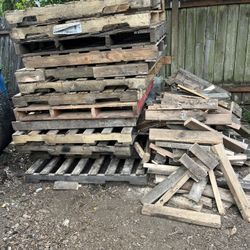 Pallets  and Wood   FREE