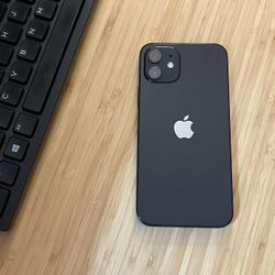 iPhone 12 ( Unlocked) 64gb Black Color