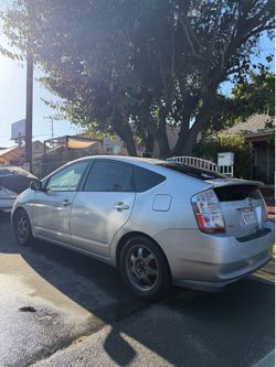 Clean title 2008 Toyota Prius