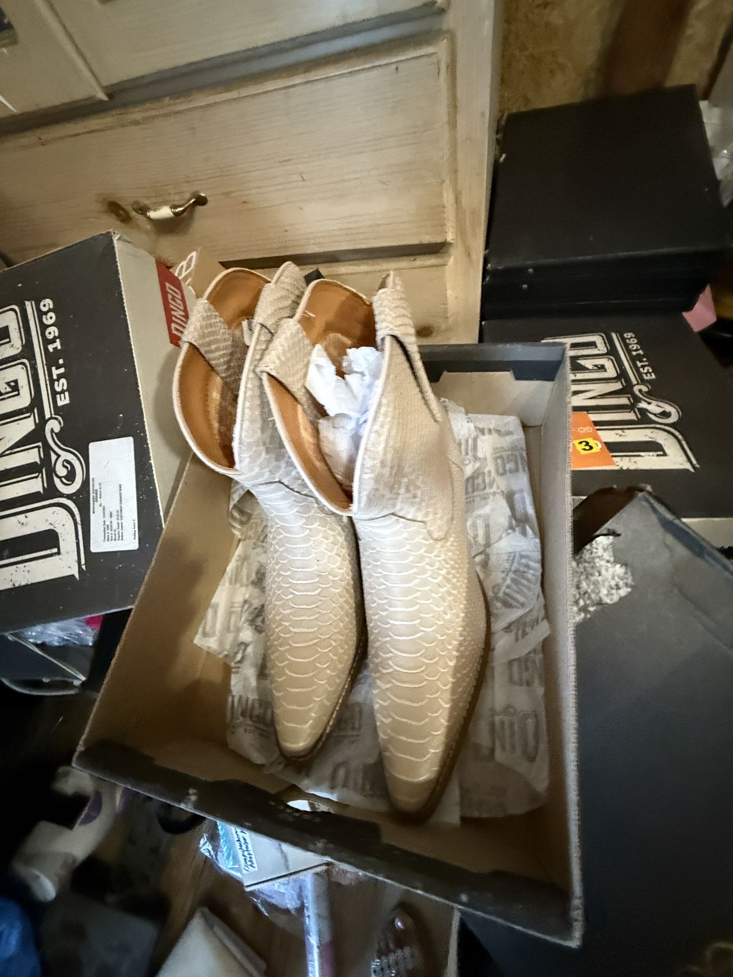 Leather Dingo Boots New In Box Size 11 Women Size 