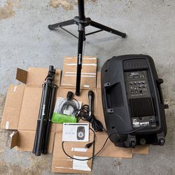 Gemini 15” LED Karaoke Speaker W/ 2 Microphones & Stands