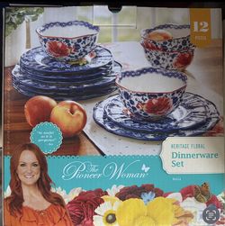 Pioneer Woman Heritage Floral 12-Piece Dinnerware Set