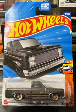 Hot Wheels '83 Chevy Silverado Die-Cast