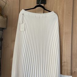 Cream Skirt Pleated 
