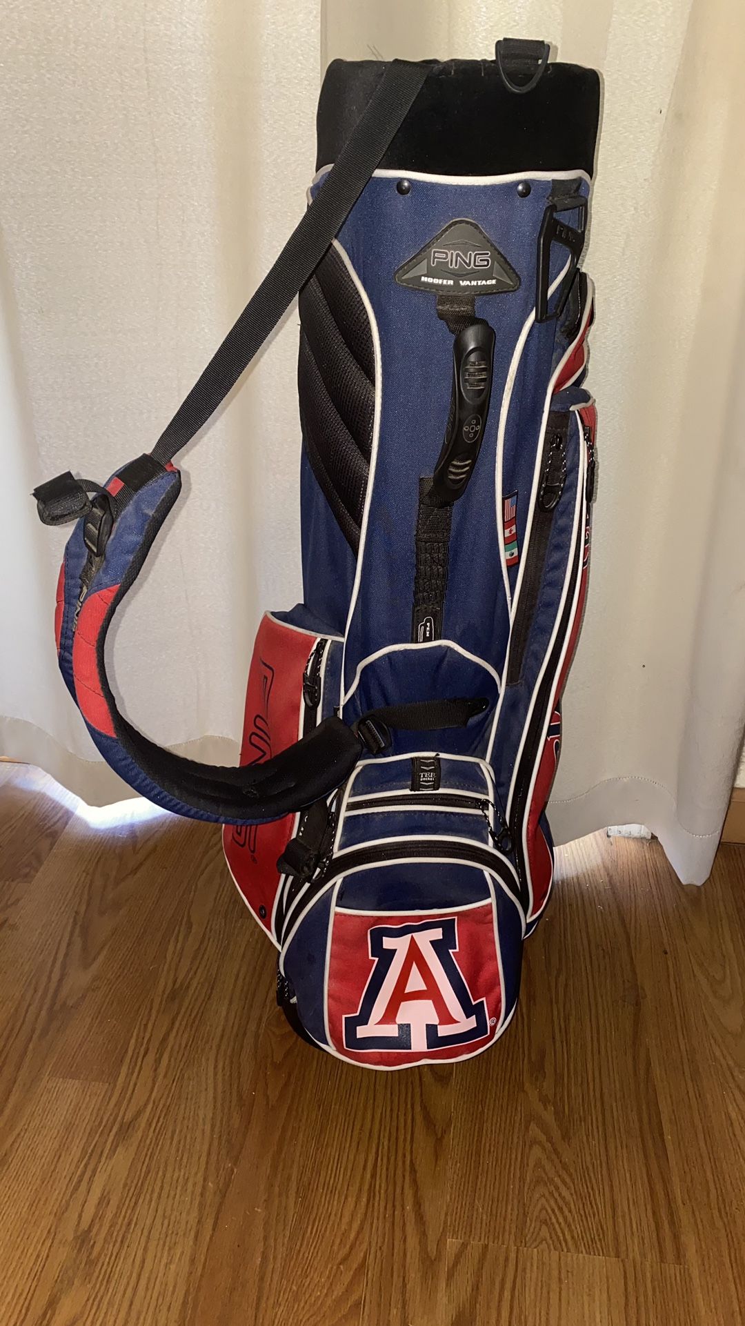 Arizona Wildcats UofA Ping Hoofer Golf Bag