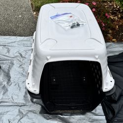 Petmate Medium Dog Crate